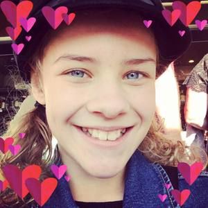 Meet your Posher, Taryn